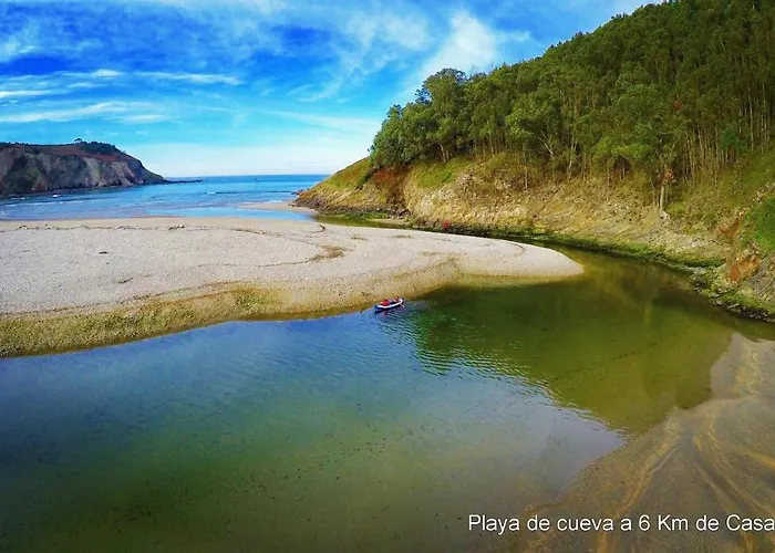 Casa Manoli Luarca Casa rural Almuña